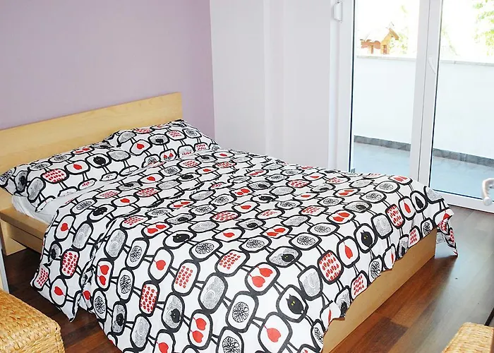 Klara Ii * Πούλα