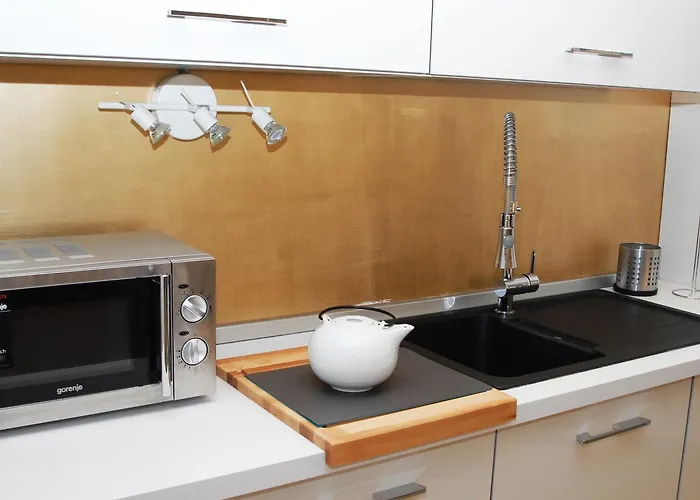 Klara Ii * Πούλα